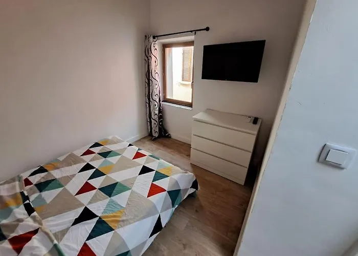 Budgetbnb Petit Duplex Centre Medieval Lejlighed *